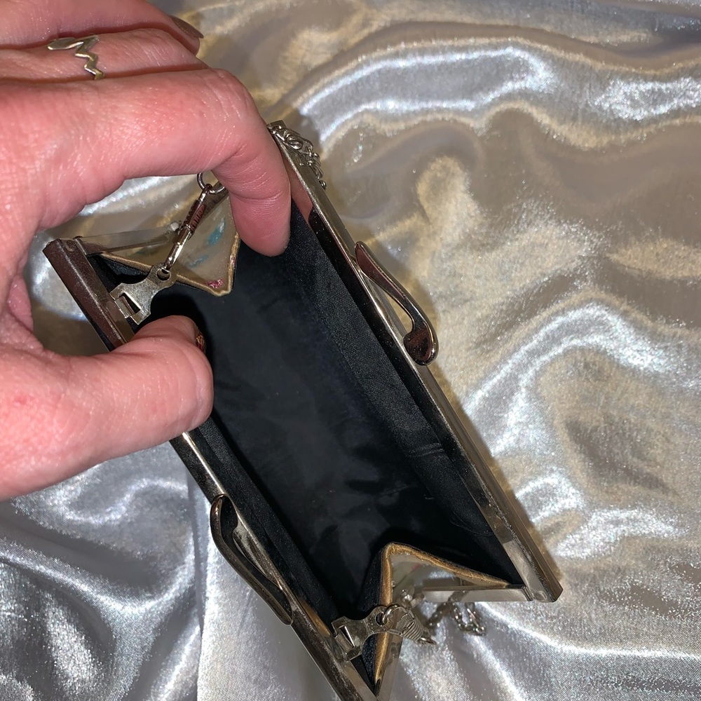 Purse - Picture 2 of 2